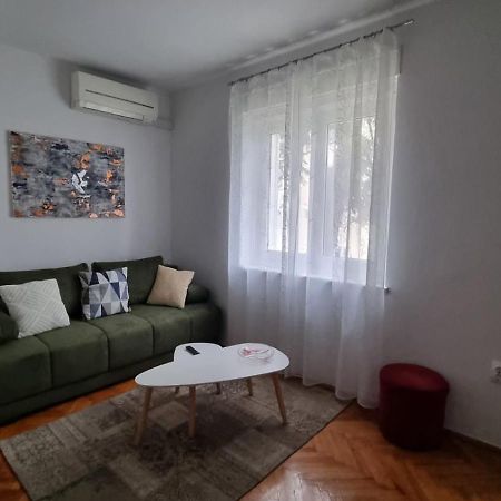Apartment Maria Poreč Exteriör bild