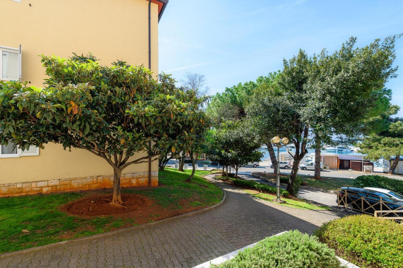 Apartment Maria Poreč Exteriör bild
