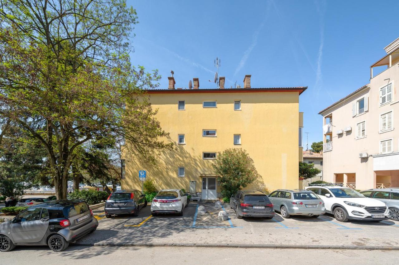 Apartment Maria Poreč Exteriör bild