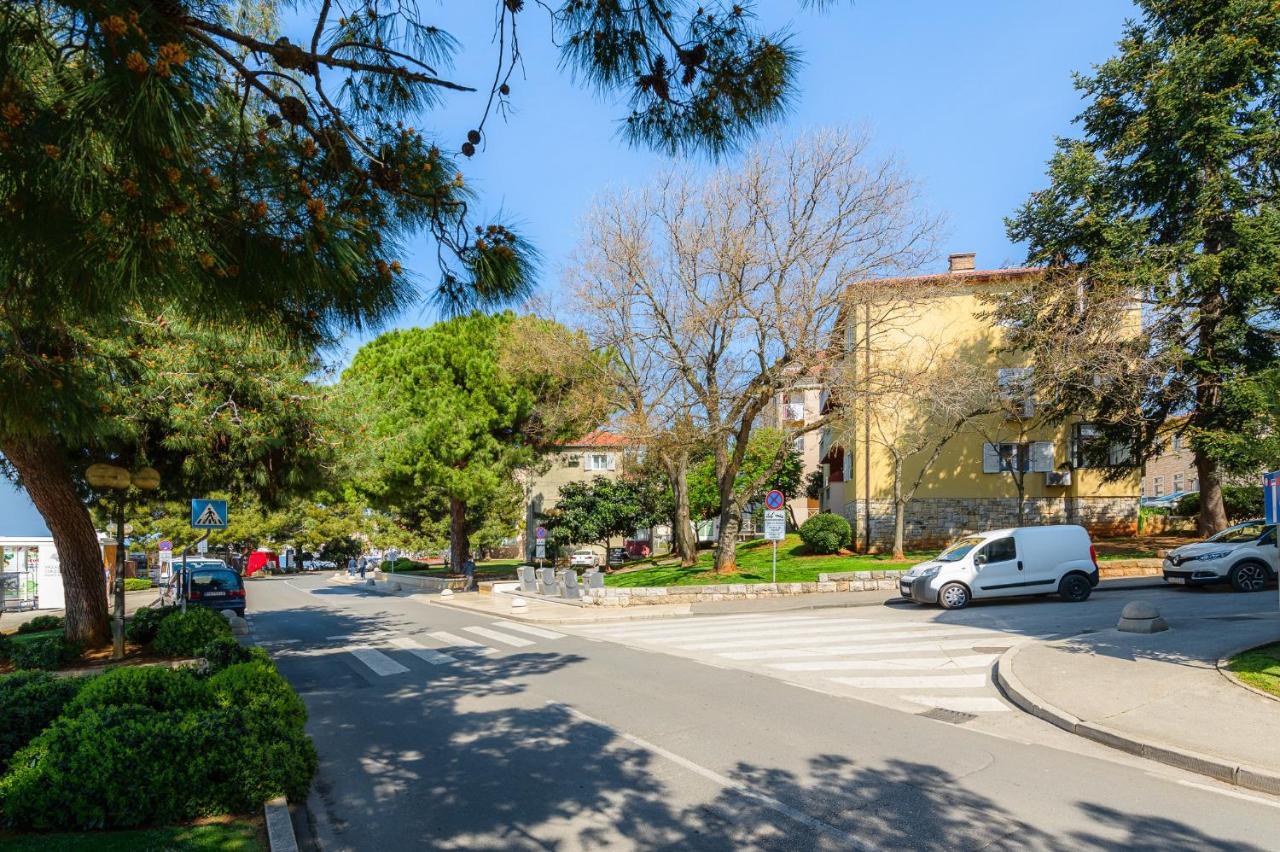 Apartment Maria Poreč Exteriör bild