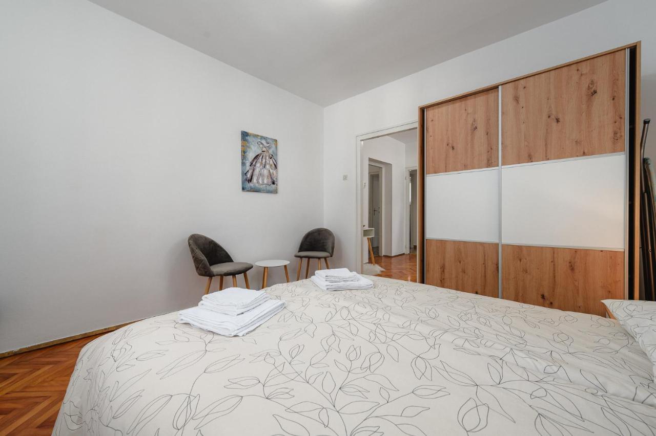 Apartment Maria Poreč Exteriör bild